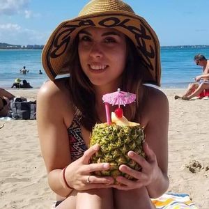 Meet your Posher, Andrea